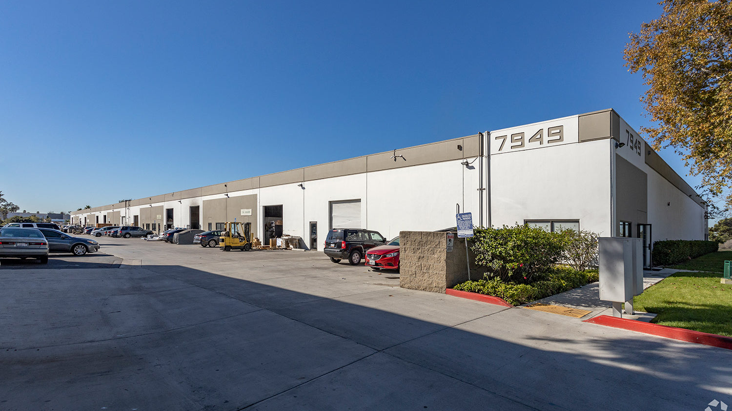 Joint Venture Acquires 107,564 SF Multi-Tenant Industrial Building in San Diego for $26.5M